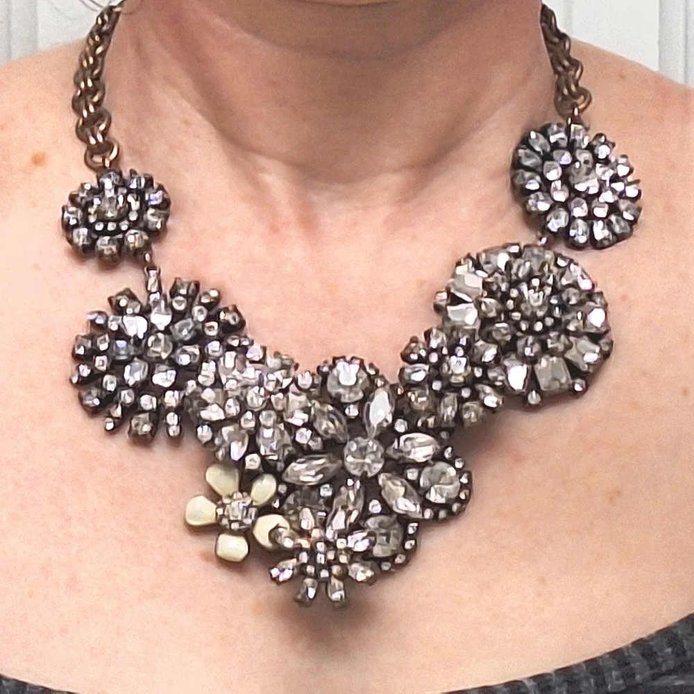 💎J. CREW💎Flower Lattice Necklace